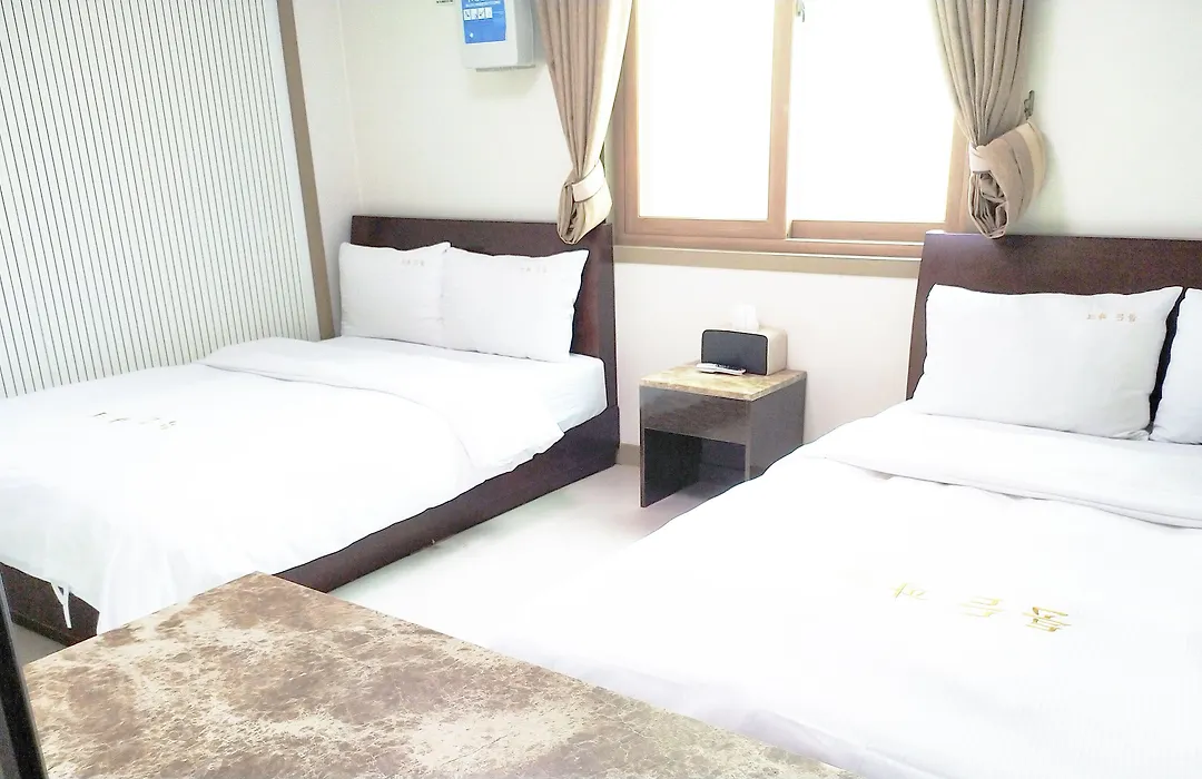 Golden Park Hotel-1